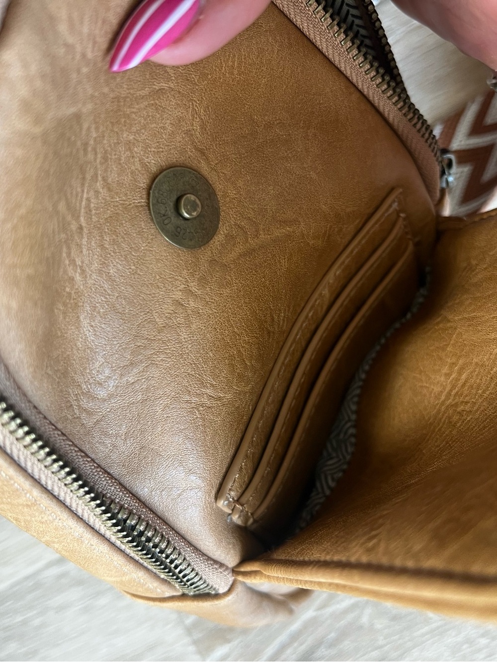 Pink Lily Bag - Picture 4 of 5